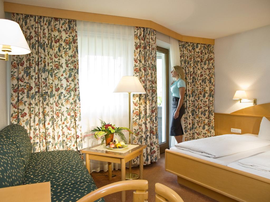 Hotel Auderer Імст Екстер'єр фото