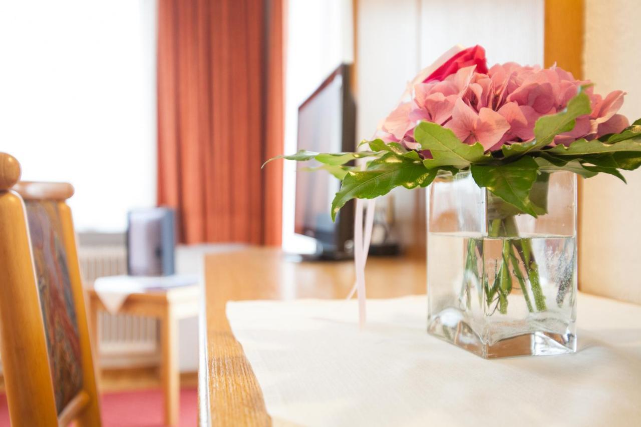 Hotel Auderer Імст Екстер'єр фото